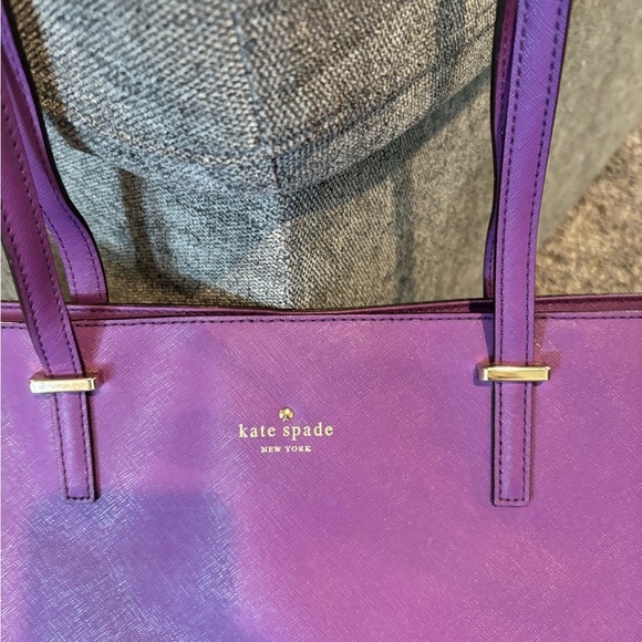 Kate Spade Tote - Picture 3 of 3
